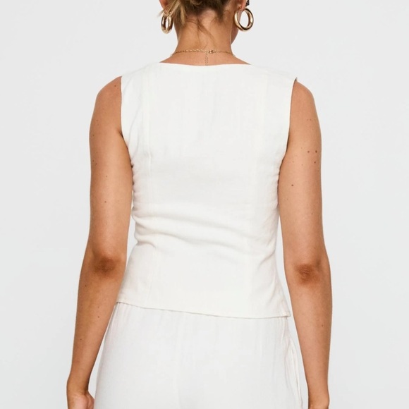 Princess Polly Ivory Button-Up Crop Top - Picture 3 of 10